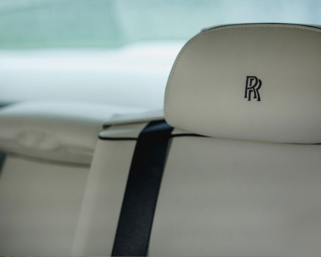 Modern Wedding Cars image 18
